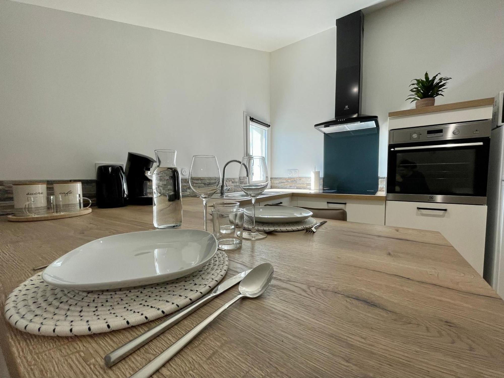 Studio A Saint-Palais Avec Parking. Экстерьер фото